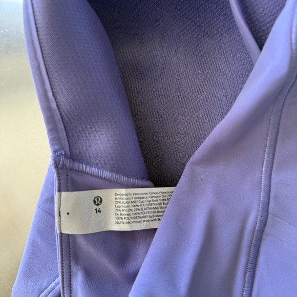 NWT Lululemon Like a Cloud Longline Bra size  B/C 14 - Picture 3 of 5